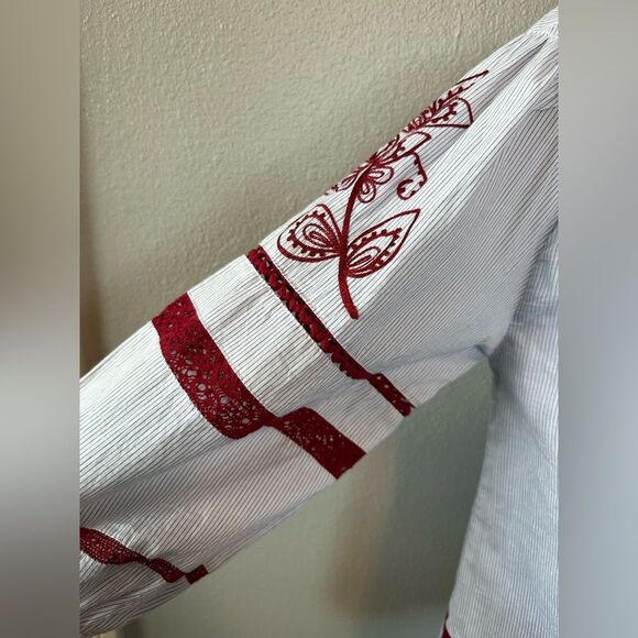 Velvet by Graham & Spencer Tagan top embroidered Size S - Picture 5 of 13